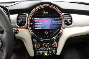 Fahrzeugbild MINI F56 Cooper SE