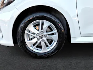 Toyota Yaris 1.5 VVT-i HSD Comfort