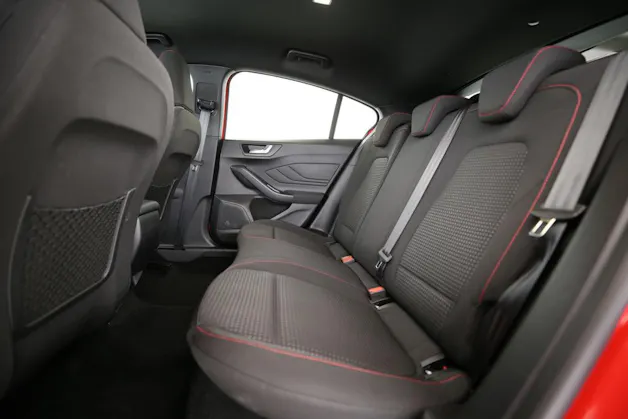 Ford Focus 1.0i EcoB Hybrid 155 ST-Line Style