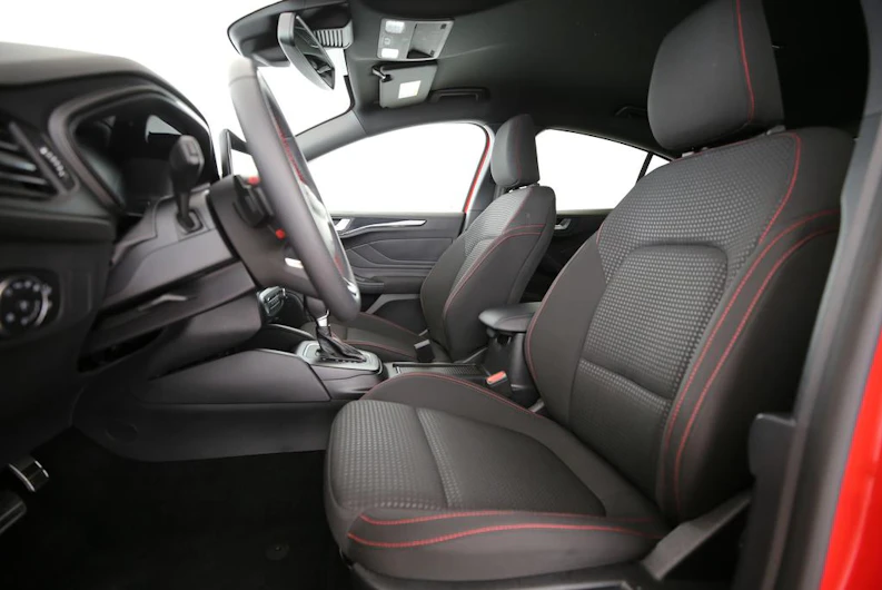 image du véhicule FORD FOCUS