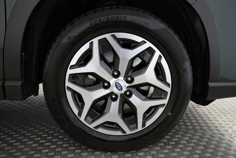 Fahrzeugbild SUBARU FORESTER