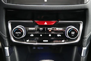 Fahrzeugbild SUBARU Forester Station 2.0i e-Boxer Advantage