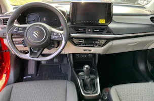 Suzuki Swift 1.2 Sakura Top Hybrid 4x4