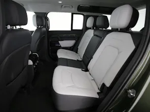 Land Rover Defender 110 3.0 D I6 350 X-Dynamic HSE