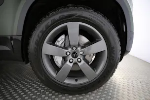 Land Rover Defender 110 3.0 D I6 350 X-Dynamic HSE