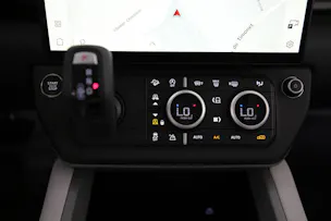 Land Rover Defender 110 3.0 D I6 350 X-Dynamic HSE