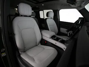 Land Rover Defender 110 3.0 D I6 350 X-Dynamic HSE