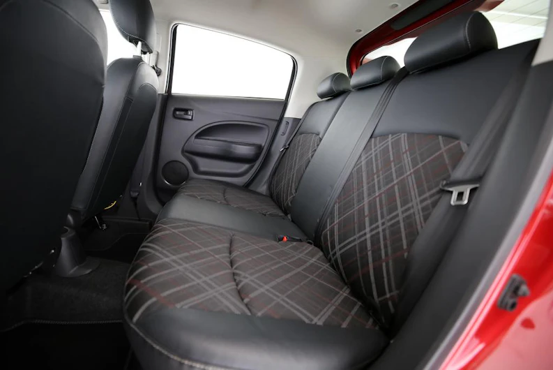 image du véhicule MITSUBISHI SPACE STAR