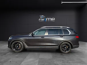 BMW X7 30d xDrive SAG 6 Plätzer, El. abschwenkbare Anhängerkupplung usw...