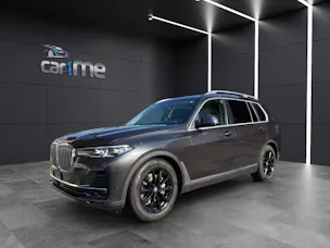 BMW X7 30d xDrive SAG 6 Plätzer, El. abschwenkbare Anhängerkupplung usw...