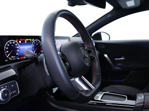https://vehicle.imgix.net/4240388/3f916166-986c-45bf-84d6-a24ad22f9cf8.JPG