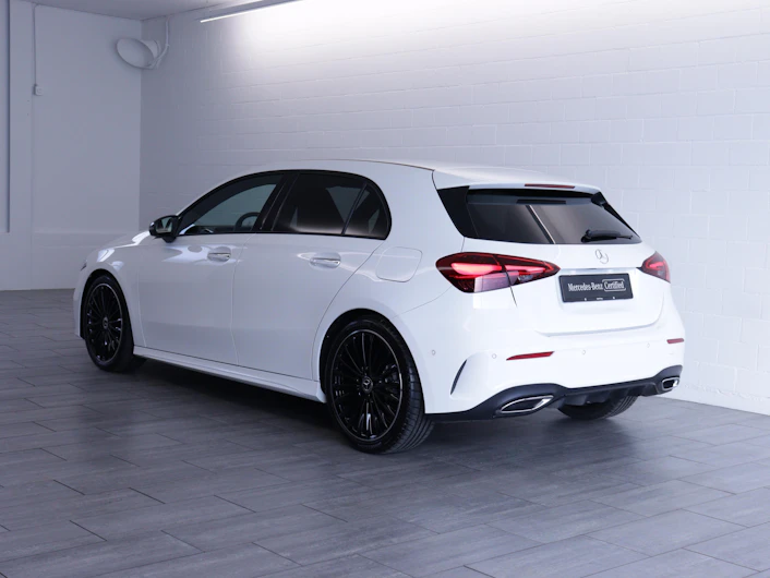 Fahrzeugbild MERCEDES-BENZ A 180