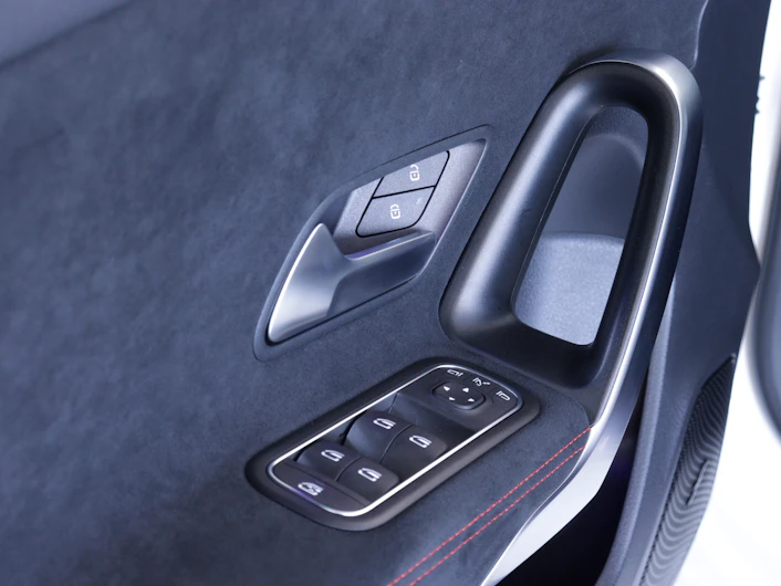 Fahrzeugbild MERCEDES-BENZ A 180