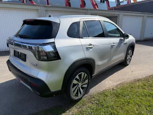 Suzuki S-Cross 1.4 T Sakura Top Hybrid 4x4