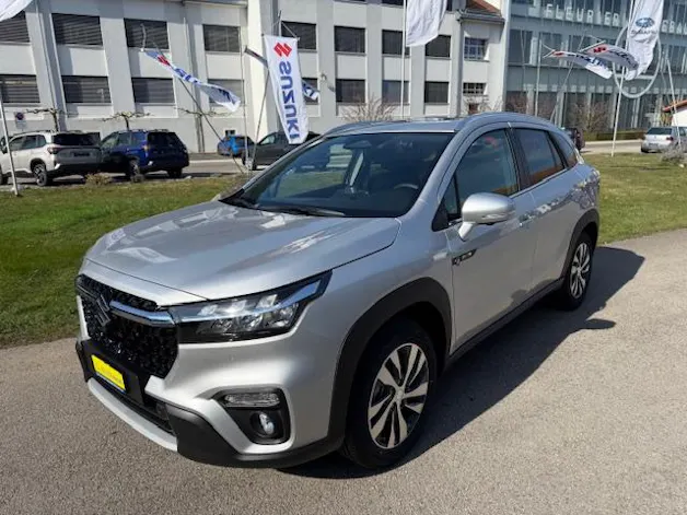 Suzuki S-Cross 1.4 T Sakura Top Hybrid 4x4