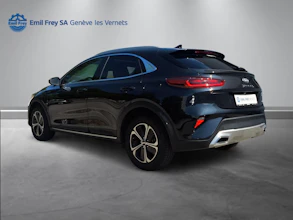 https://vehicle.imgix.net/4240428/6895774d-1a53-4bee-81d6-1563c907a3fa.jpg