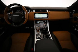 Fahrzeugbild LAND ROVER Range Rover Sport 5.0 V8 SC SVR Carbon