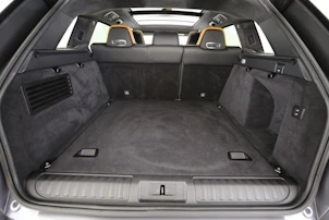 Fahrzeugbild LAND ROVER Range Rover Sport 5.0 V8 SC SVR Carbon