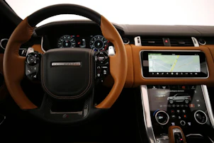 Fahrzeugbild LAND ROVER Range Rover Sport 5.0 V8 SC SVR Carbon