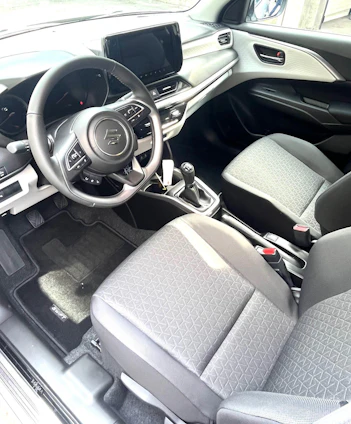 immagine del veicolo 8 immagine del veicolo 8