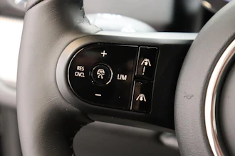 https://vehicle.imgix.net/4240470/6c5955bf-3517-4c48-ba06-b458a1bb40dd.JPG
