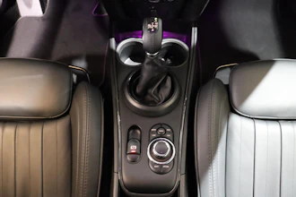 https://vehicle.imgix.net/4240470/7bcd82e8-110d-45d3-8d3c-bc18eacf6528.JPG