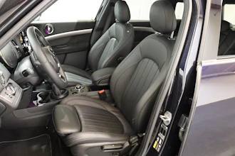https://vehicle.imgix.net/4240470/b33c38a4-d995-4bc8-98a6-18b8d01a35aa.JPG