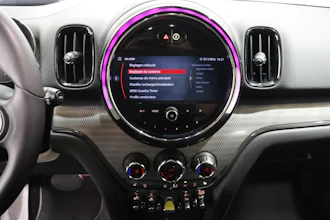 https://vehicle.imgix.net/4240470/bbeb6c22-e0b2-4e4f-b0d1-934c3163959a.JPG