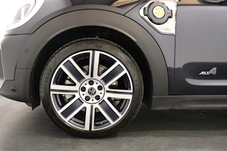 https://vehicle.imgix.net/4240470/caa8612d-7b5d-45c2-a64c-b177156cb833.JPG