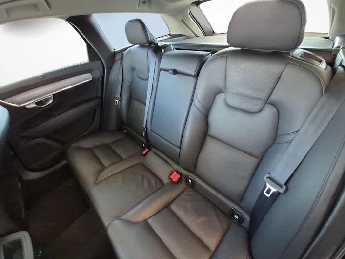 immagine del veicolo VOLVO V90