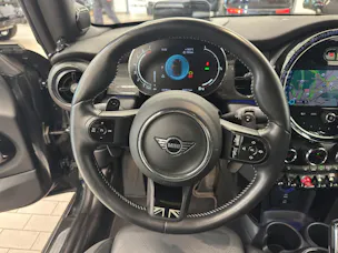 Mini Cabrio F57 2.0i Cooper S MINI YOURS TRIM II