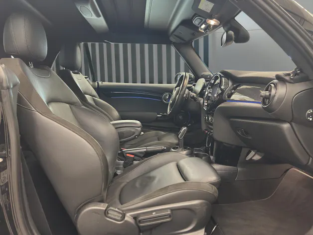 Mini Cabrio F57 2.0i Cooper S MINI YOURS TRIM II