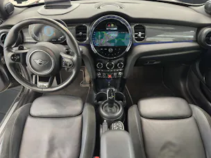 Mini Cabrio F57 2.0i Cooper S  MINI YOURS TRIM II