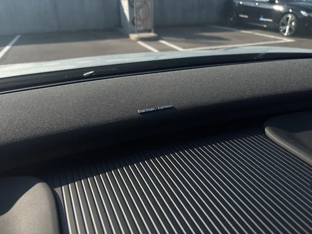 Volvo EX30 CC E60 Twin Performance AWD