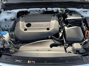 Volvo XC40 2.0 B4 MH Momentum