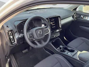 Volvo XC40 2.0 B4 MH Momentum