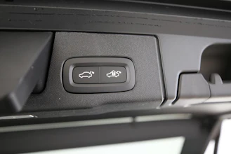 https://vehicle.imgix.net/4240762/2a189a4f-0782-413d-9297-6949a5100501.jpg