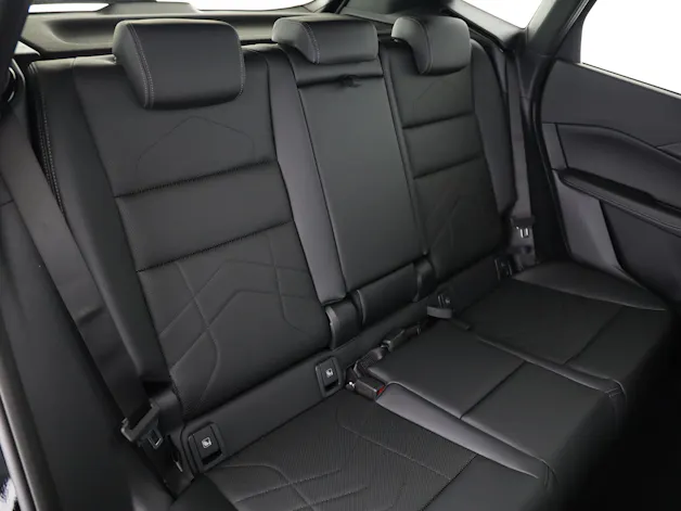 BMW 230e xDrive paddles Active Tourer