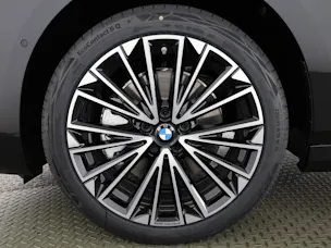 BMW 230e xDrive paddles Active Tourer