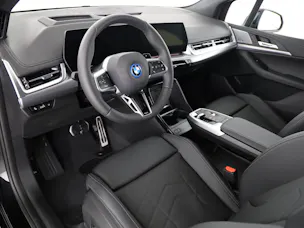 BMW 230e xDrive paddles Active Tourer