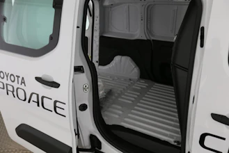 https://vehicle.imgix.net/4240786/0cc89005-0eff-4586-8a40-2999063677da.jpg