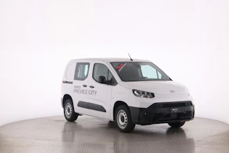 https://vehicle.imgix.net/4240786/24b115c3-cfb6-4343-a064-f95147ff066a.jpg