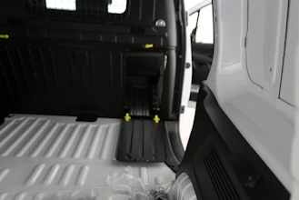 https://vehicle.imgix.net/4240786/8a5f541a-7dd0-49eb-b310-b91a9bfd744d.jpg