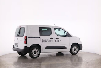 https://vehicle.imgix.net/4240786/de2a94d8-a317-4c36-8e59-a1f081005a3c.jpg