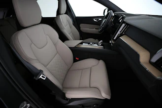 https://vehicle.imgix.net/4240818/127843c2-3f15-4086-9b60-6106fb6019df.jpg