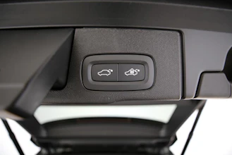 https://vehicle.imgix.net/4240818/beac5f7e-6772-4101-957a-b2b82b46cb00.jpg