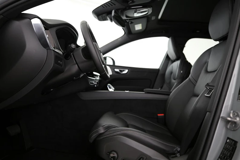 immagine del veicolo VOLVO XC60
