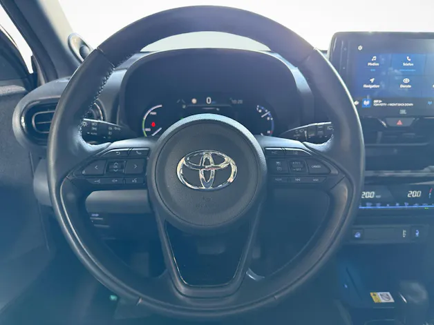 Toyota Yaris Cross 1.5 VVT-i HSD Premiere Edition AWD-i