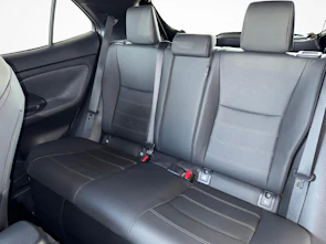 Fahrzeugbild TOYOTA Yaris Cross 1.5 VVT-i HSD Premiere Edition AWD-i
