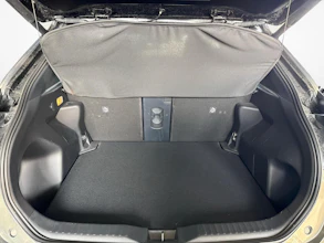 https://vehicle.imgix.net/4240861/dcf73649-d7aa-4b8c-9c91-9c4d52335aba.jpg